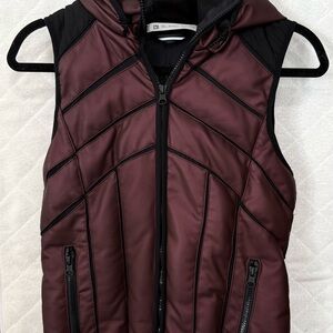 Blanc Noir Quilted Performance Hooded Maroon & Black Vest.